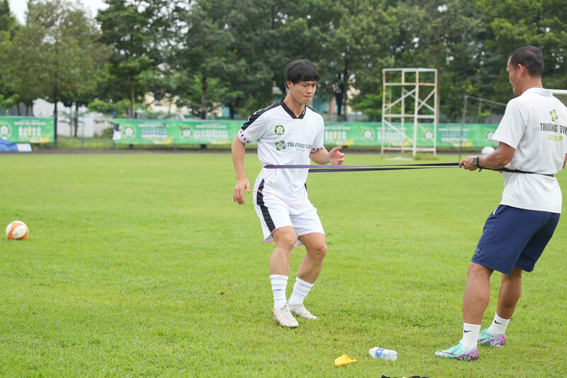 Buổi tập luyện của đội bóng trẻ