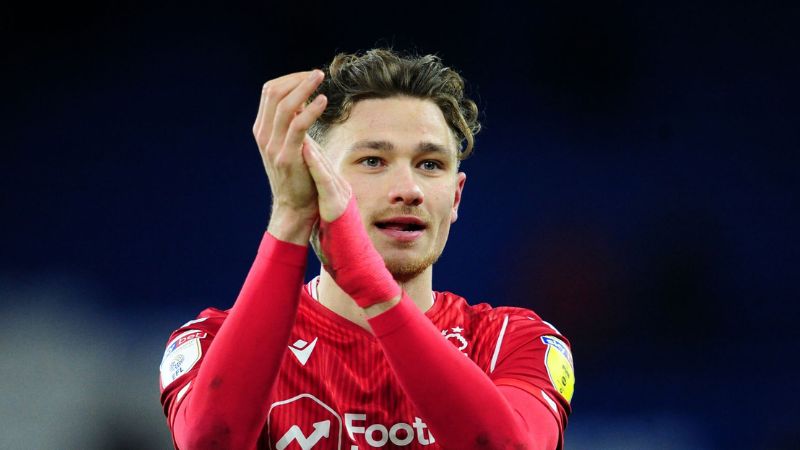 Matty Cash - Hậu vệ tài năng của Aston Villa và Ba Lan