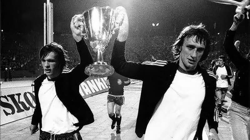 Nhà vô địch UEFA Cup Winners' Cup 1976