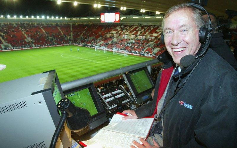 Ông trở thành giọng nói bất tử của Premier League