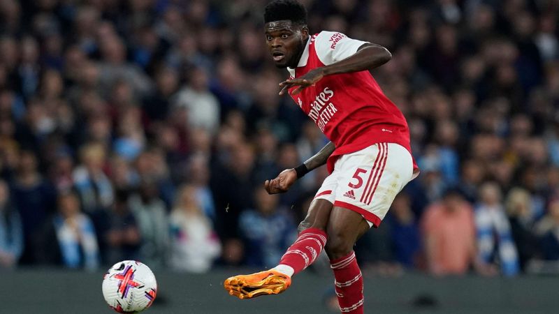 Thủ lĩnh tuyến giữa, cỗ máy phòng ngự của Arsenal và Ghana