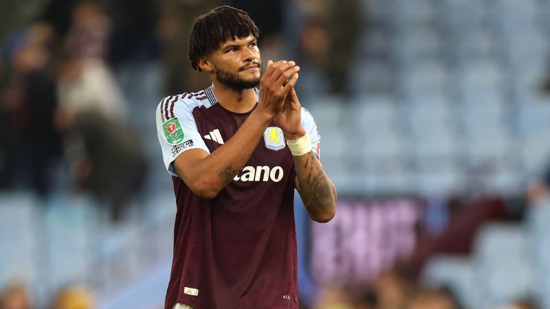 Tyrone Mings - Trung vệ hàng đầu của Aston Villa