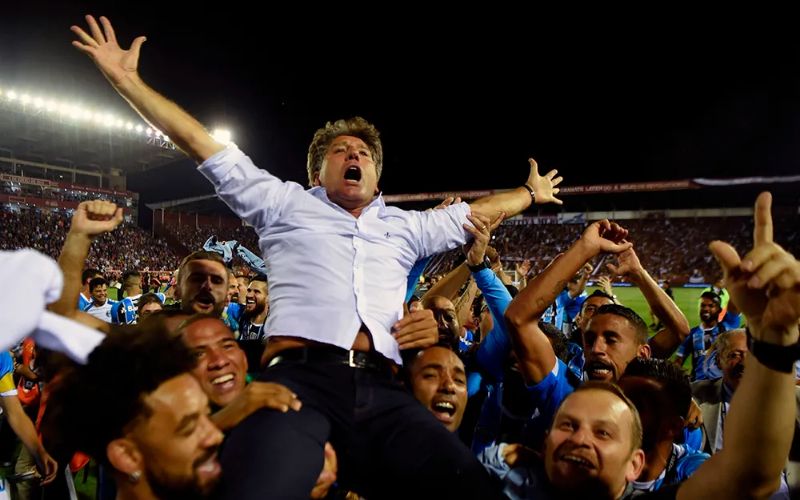 Nhà cầm quân đưa Grêmio lên đỉnh vinh quang