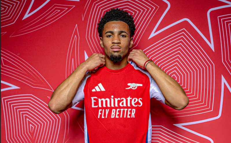 Cầu thủ trẻ Ethan Nwaneri - biểu tượng mới của đội bóng Arsenal
